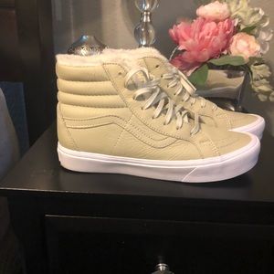 Vans high top sherpa